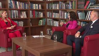 MS vo futbale, šport a politika / Šport, geopolitika a postoj SR