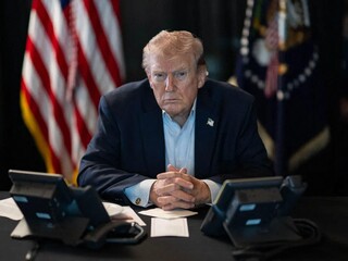 trump situačná miestnosť.jpg