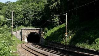 ťahanovce tunel železničný tunel