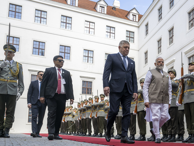 Slovensko a India povyšujú vzťahy na strategickú úroveň. Fico a Módí podpísali kľúčové dohody v obrane i inováciách
