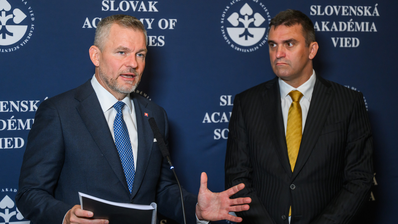 prezident SR Peter Pellegrini a predseda SAV Martin Venhart 