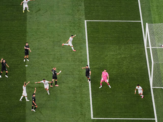 Irán útočí, alebo to bol Nový Zéland? Zmätkujúceho komentátora stiahli z MS po jednom zápase