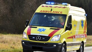 česko ambulancia záchranári 