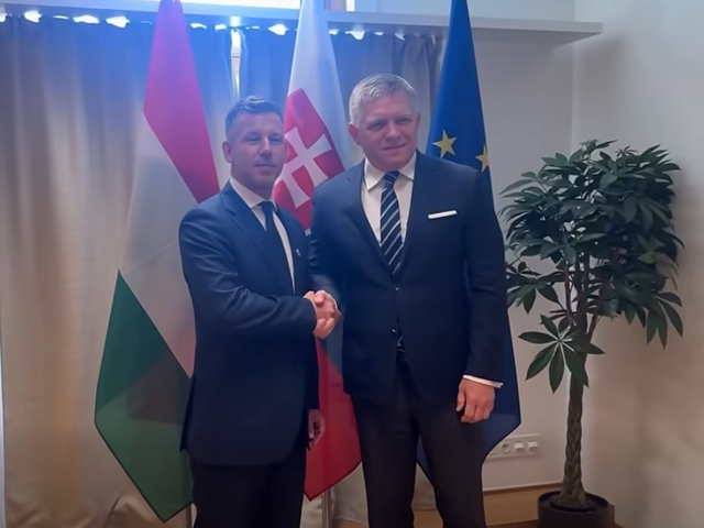 Fico sa v Bruseli prvýkrát stretol s novým maďarským premiérom Magyarom. Dohodli sa na spolupráci vo V4