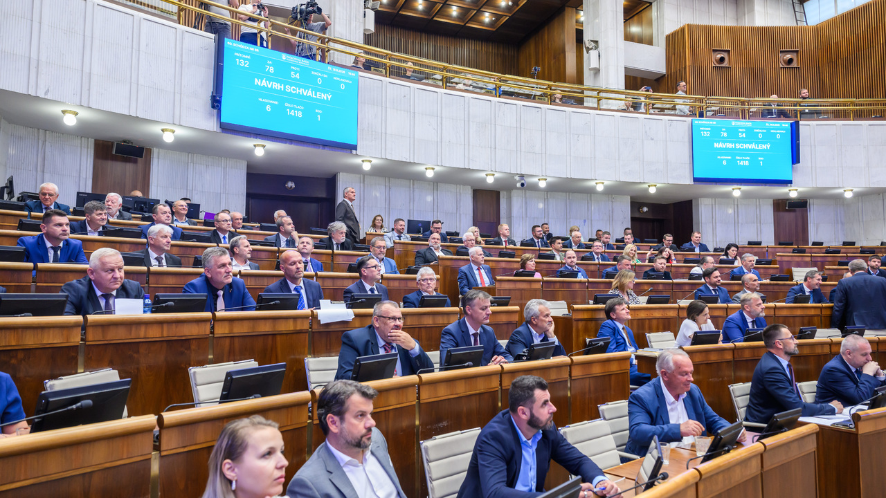 NR SR parlament