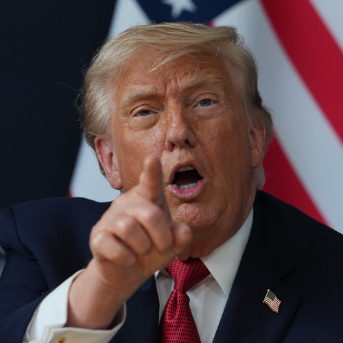 trump modi.jpg