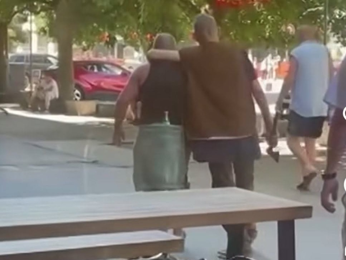kamenné námesie, útočníci