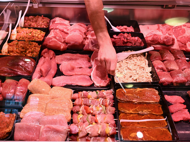 Cena nie je všetko, nezabúdajte na kvalitu. Slovenskí chovatelia varujú pred mäsom zo zahraničia
