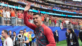 Ronaldo od radosti kričal do kamery, po unikátnom zápise stratil nervy. Kvôli Messimu „uťal“ rozhovor