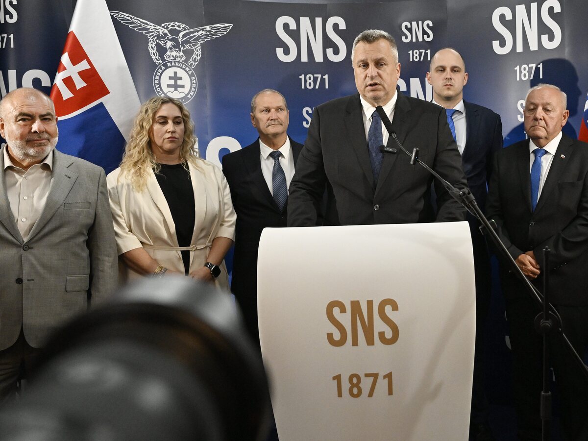 sns tlačovka.jpg