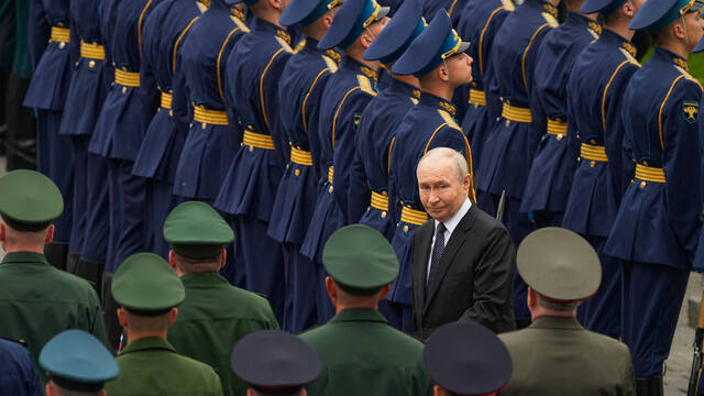 vladimir putin oslavy konca 2. svetovej vojny