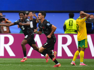 Canada_South_Africa_WCup_Soccer_1_515.jpg