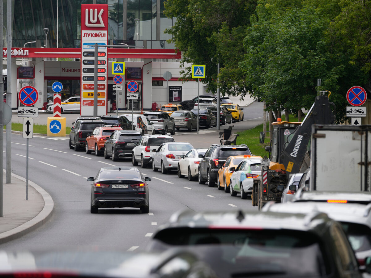 rusko nedostatok paliva.jpg