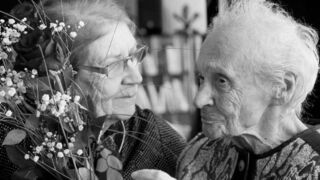 Odišiel jeden z posledných autentických hlasov histórie. Vo veku 102 rokov zomrela preživšia holokaustu Edita Šalamonová