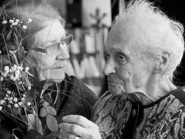 Odišiel jeden z posledných autentických hlasov histórie. Vo veku 102 rokov zomrela preživšia holokaustu Edita Šalamonová