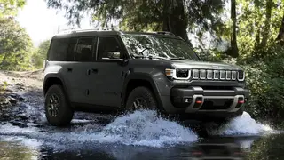 Jeep mení plány. Elektrické modely Recon a Wagoneer S sa do Európy ani Británie nedostanú