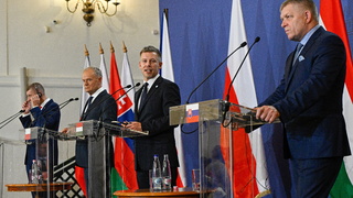 V4 Fico Magyar Tusk Babiš