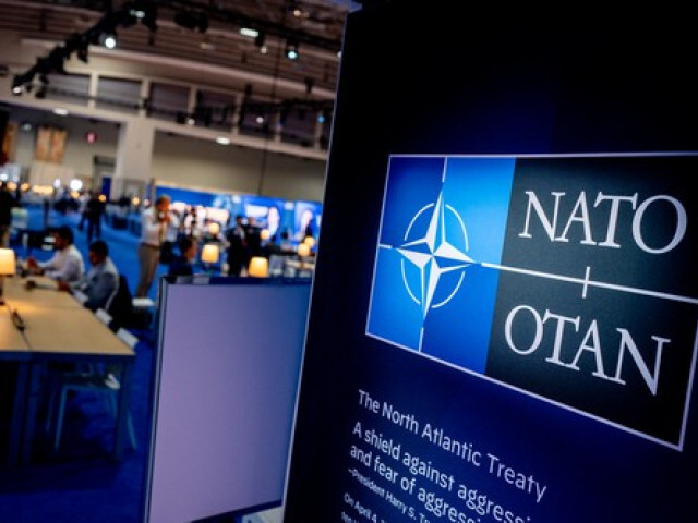 NATO chystá miliardy pre Ukrajinu, účet potiahnu Európa a Kanada. Spojenci chcú z Ankary vyslať Rusku jasný odkaz