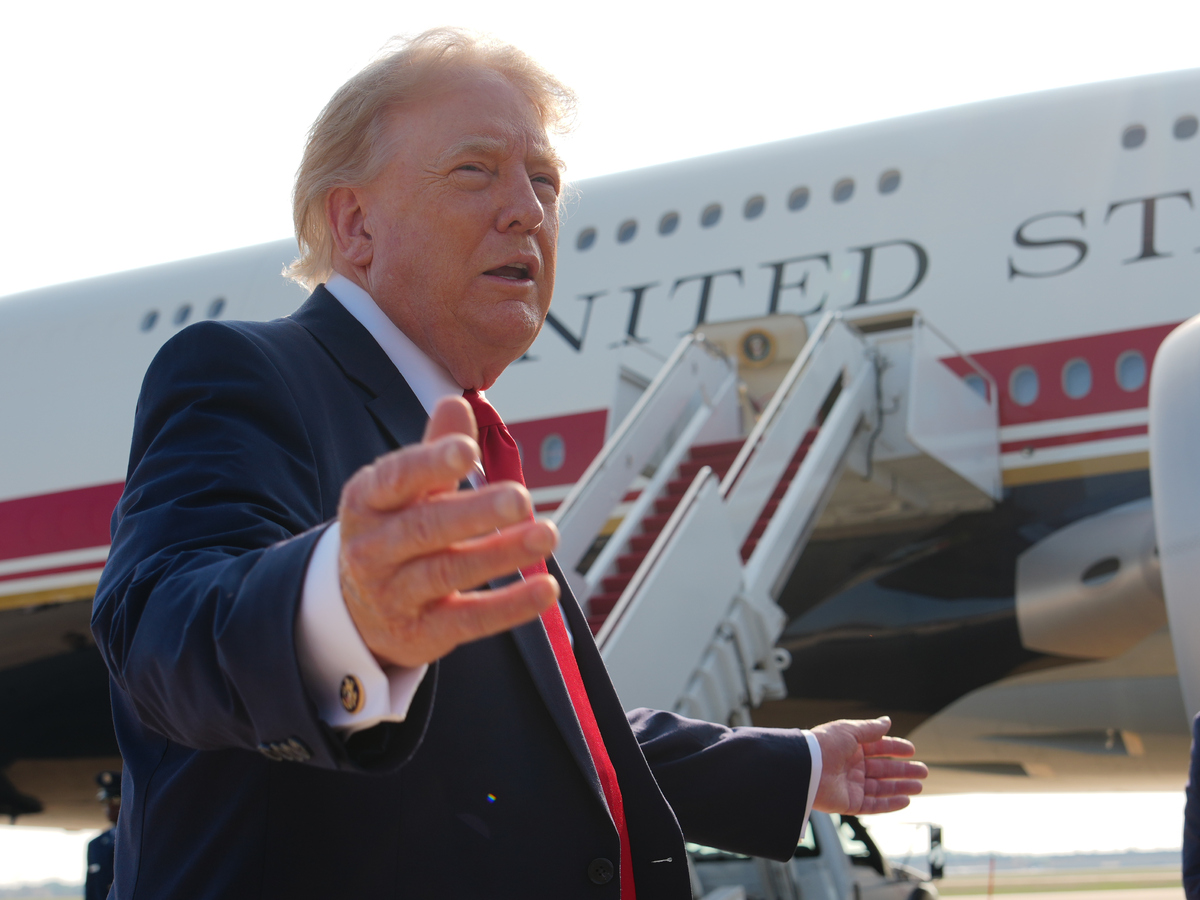 donald trump air force one.jpg