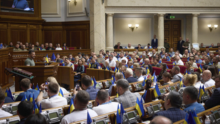 Ukrajincom nikto nebude diktovať hrdinov, odkázal Zelenskyj. Nový pamätník však opäť rozhneval Poľsko