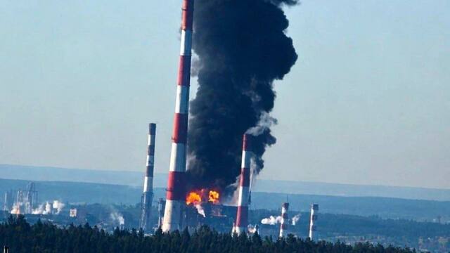 Lukoil rafinéria požiar 