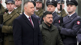 Historické rany opäť rozdeľujú Varšavu a Kyjev. Experti varujú, že napätie medzi krajinami zneužívajú populisti
