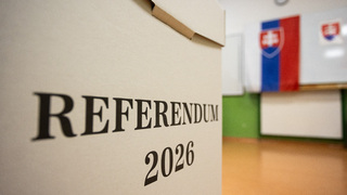 Referendum s komplikáciami. Nie všade berú „občiansky v mobile“, chýbali aj mená v zozname