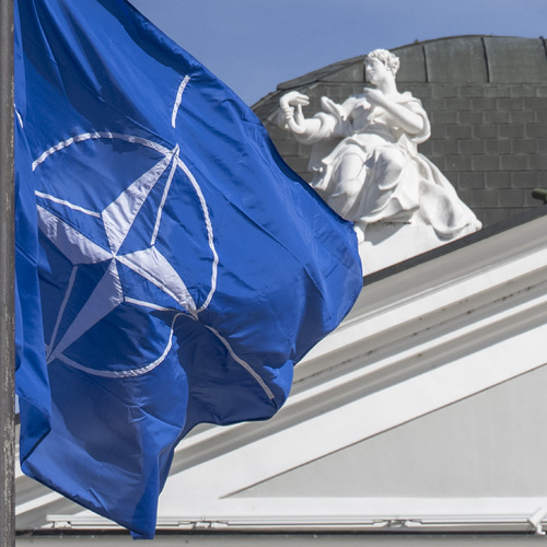 NATO vlajka