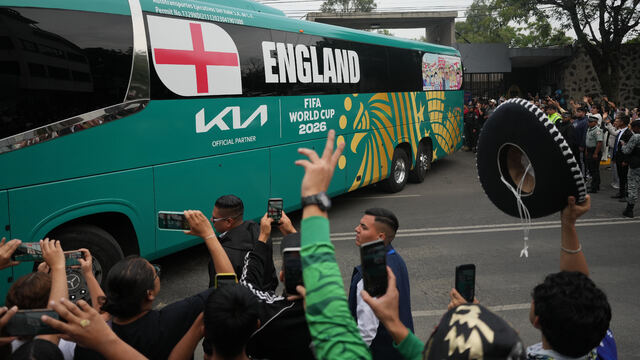 MS vo Futbale Anglicko autobus 
