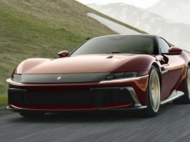 Ferrari vrátilo manuálne radenie. Nový 12Cilindri Manuale poteší milovníkov klasiky