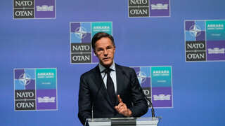 Rutte tlačí na spojencov. Štáty NATO majú predstaviť plán, ako chcú splniť ciele vo výdavkoch na obranu