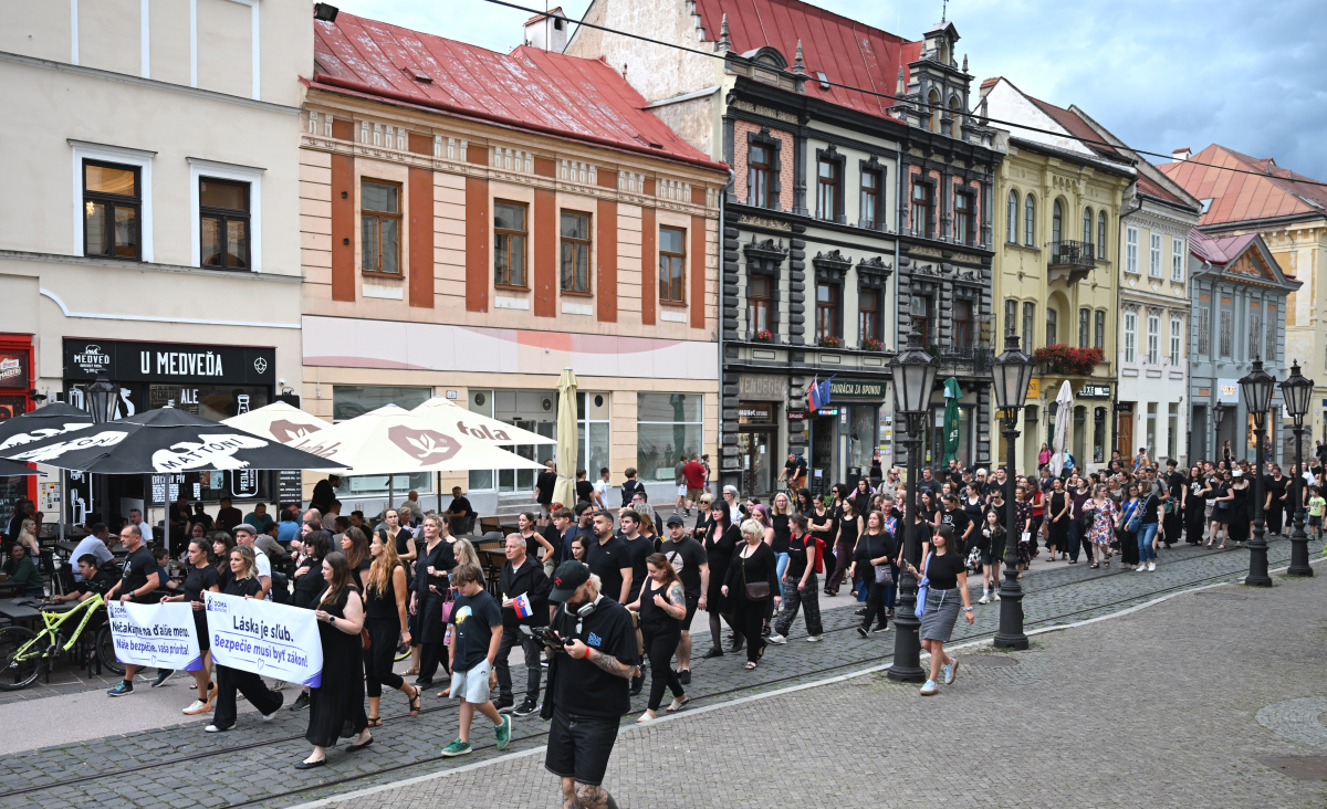 pochod košice ucitelka zuzana doma bezpečne