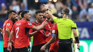 Ohlasy médií: Nehrajú ako majstri sveta, ale majú Boha, ktorý vstal z mŕtvych. Egypťanov usmrtil koktejl Messi + VAR