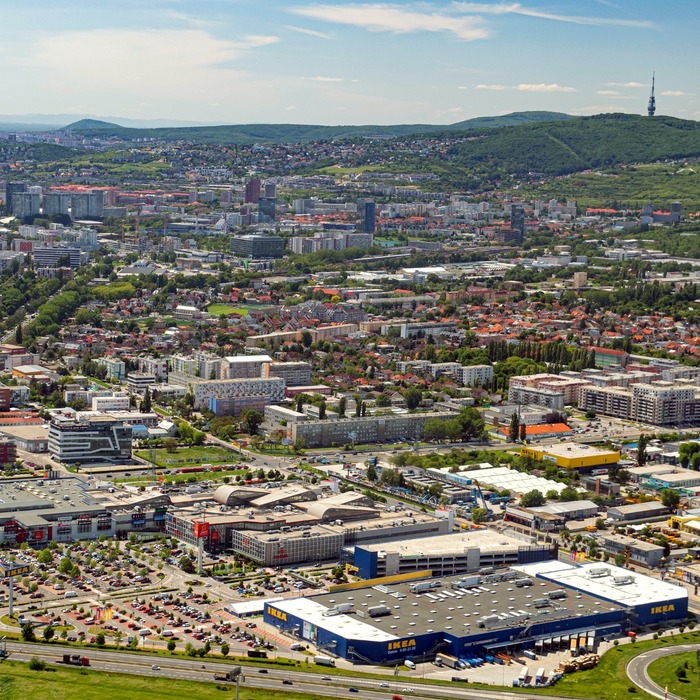 bratislava z vysky, avion ikea