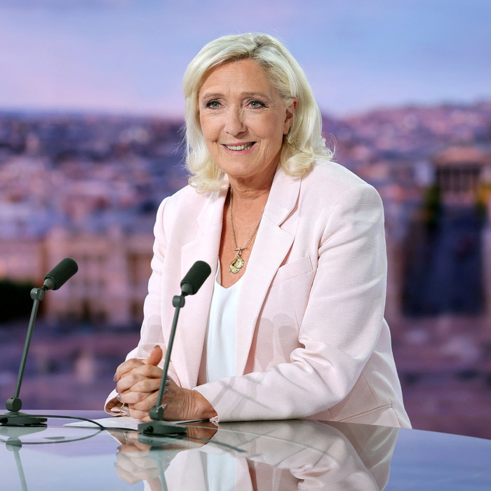 France_Politics502225229031.jpg