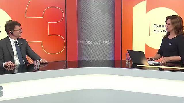 PJ-HOST-V-STUDIU-FRANCUZSKY-VELVYSLANEC-8-15
