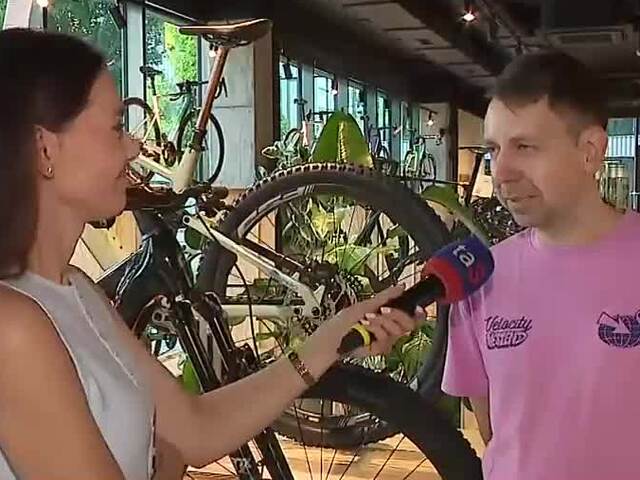 Pri kúpe bicykla nejde len o cenu. Odborník radí, čo si všímať pri výbere a bez akej výbavy nevyrážať na cestu