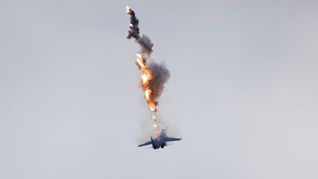 stíhačka su-30.jpg