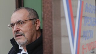 „Zásobte sa pukancami a benzínom.“ Putinovho odporcu označili za zahraničného agenta a zablokovali mu kandidatúru
