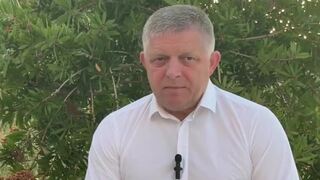 Premiér: Jadrový zdroj má patriť štátu. Samit NATO označil za poklonkovanie Trumpovi, „len nech je spokojný“