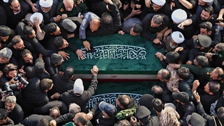 Americké útoky na Irán si vyžiadali najmenej 30 civilných obetí. Stovky ľudí utrpeli zranenia 