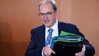 Nemecko čelí vysokému riziku útokov. Minister vnútra varuje pred hrozbami, ktoré mieria na celú krajinu