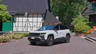 MOTORING-260718MOTO jeep