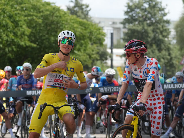 Pogačar opäť ukázal svoju suverenitu. V kráľovskej 14. etape Tour de France ovládol kopce a upevnil si celkové vedenie