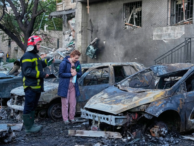 Najväčší ruský raketový útok od začiatku invázie. Ukrajinskou metropolou otriasla noc plná výbuchov