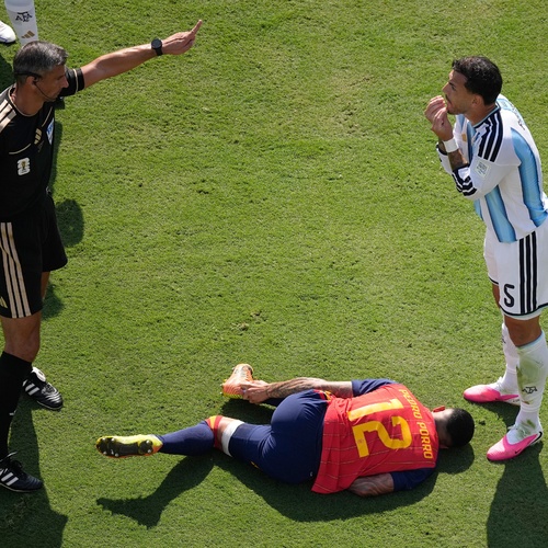 leandro paredes
