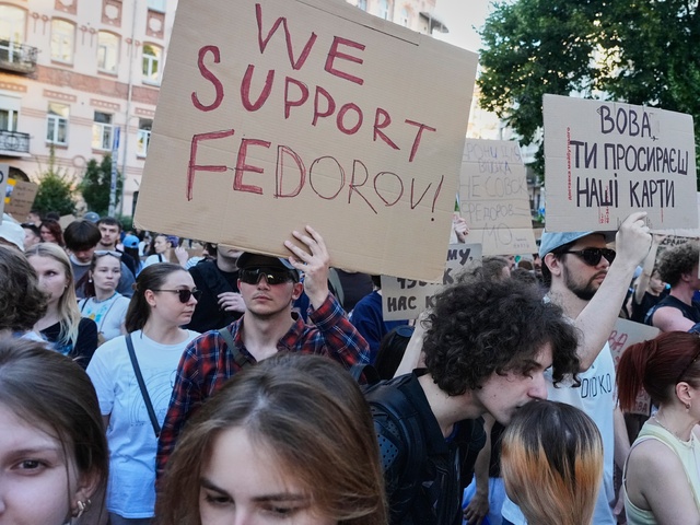 Ultimátum pre Zelenského. Pokiaľ sa Fedorov nevráti a Syrskyj neodvolá, začne sa neobmedzene protestovať