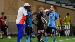Touré sa nebojí, risk s náhradou Barseghjana sa vyplatil. Slovan sa vracia s výhrou, ale aj so zranenou oporou