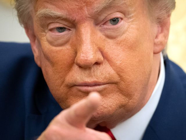 Trump vyhlásil Iránu ekonomickú vojnu a sľubuje bezprecedentnú izoláciu. Dôsledkami hrozí aj krajinám, ktoré mu pomôžu