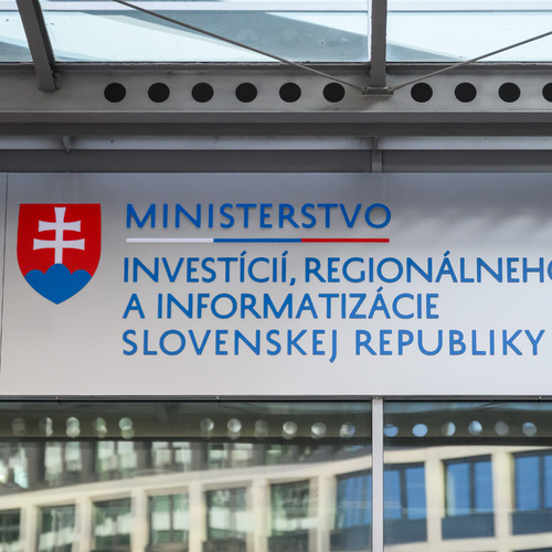 Ministerstvo investícií, regionálneho rozvoja a informatizácie SR (MIRRI)